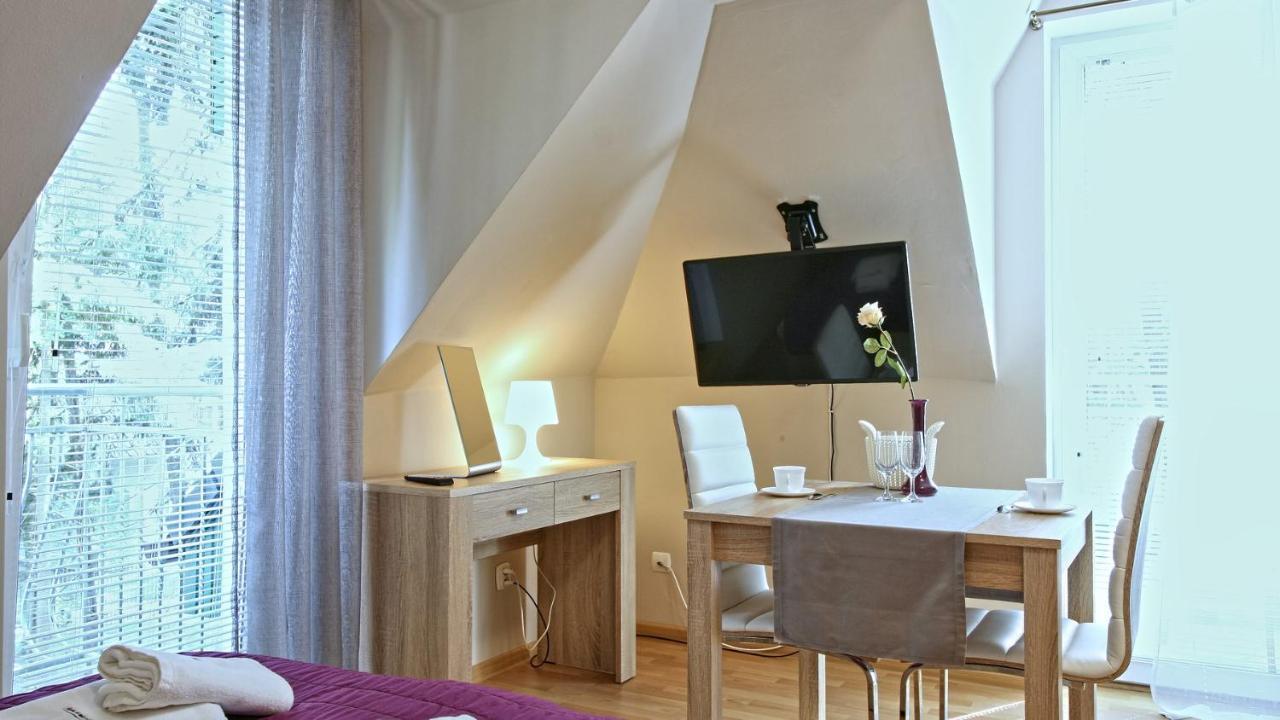 Lc Pokoje & Apartamenty Pobierowo Dış mekan fotoğraf