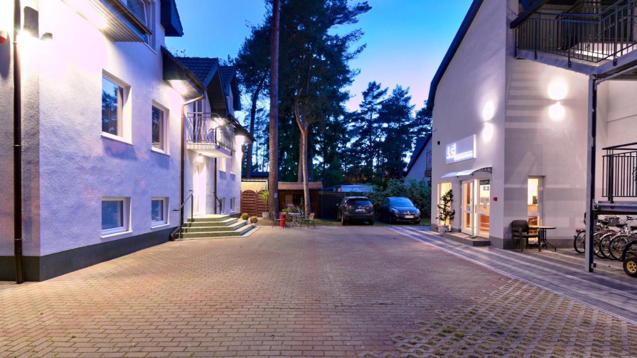Lc Pokoje & Apartamenty Pobierowo Dış mekan fotoğraf