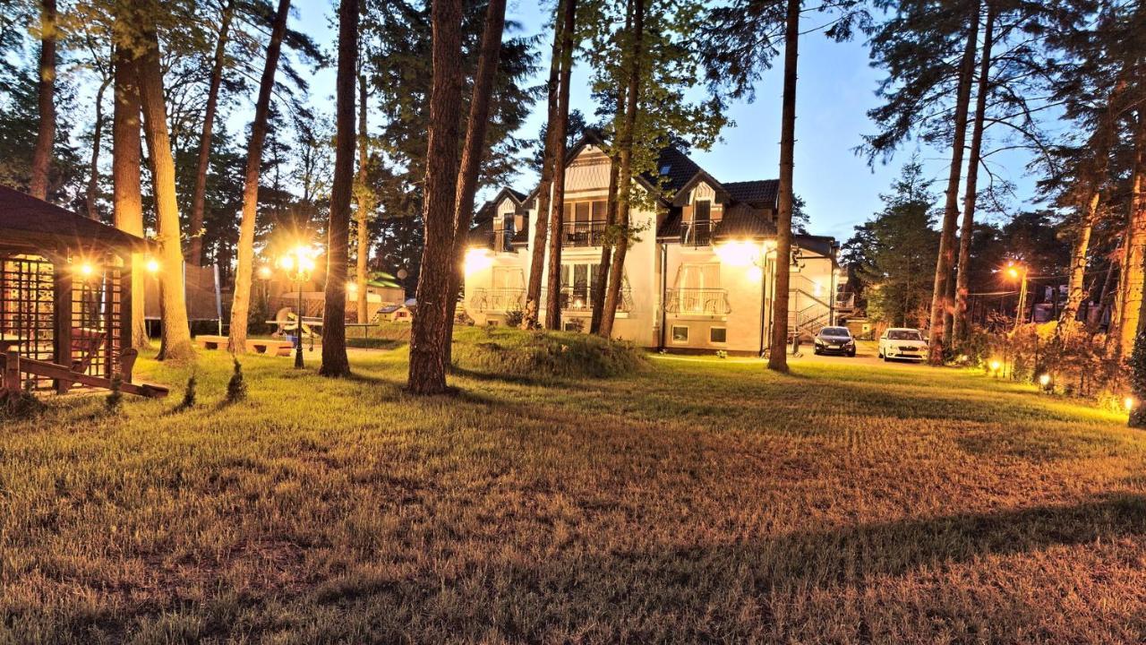 Lc Pokoje & Apartamenty Pobierowo Dış mekan fotoğraf