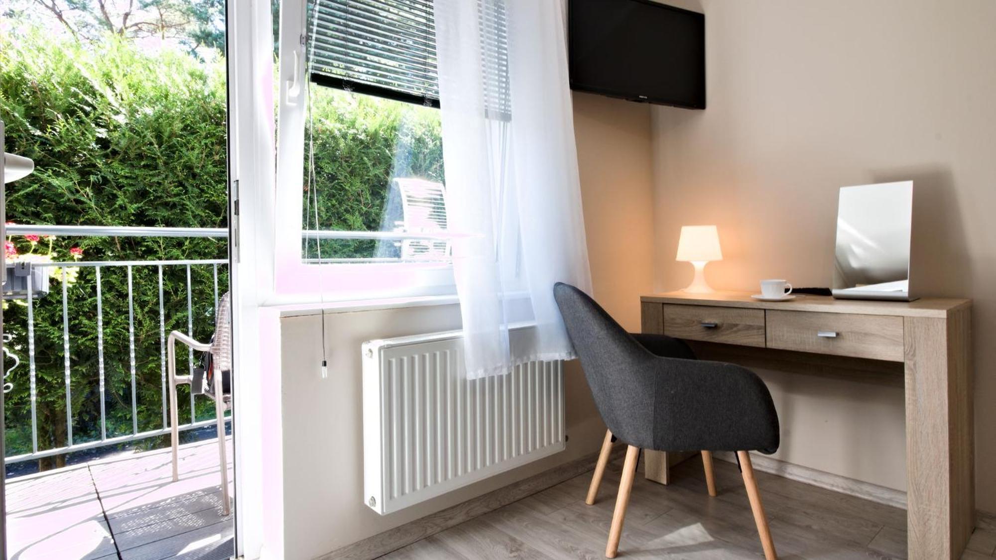 Lc Pokoje & Apartamenty Pobierowo Dış mekan fotoğraf