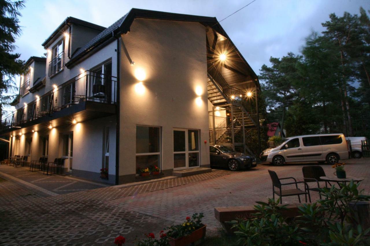 Lc Pokoje & Apartamenty Pobierowo Dış mekan fotoğraf